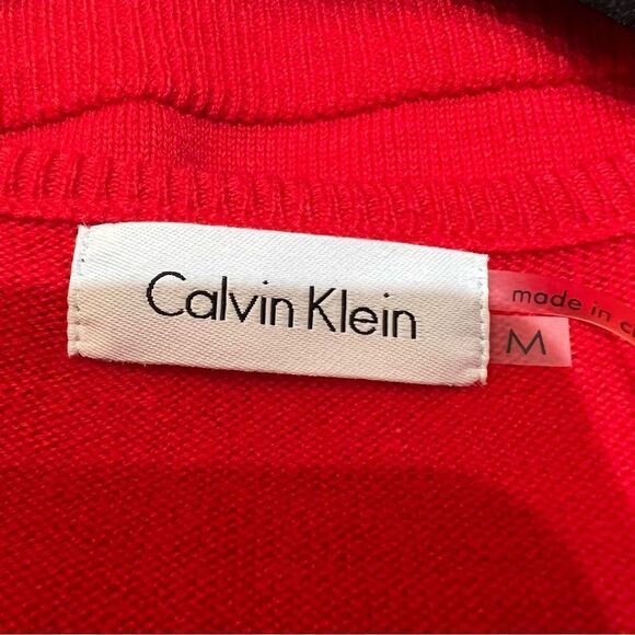 Calvin Klein Cardigan Sweater Red Cropped with Gold Toggle Closure size Medium - Picture 9 of 10